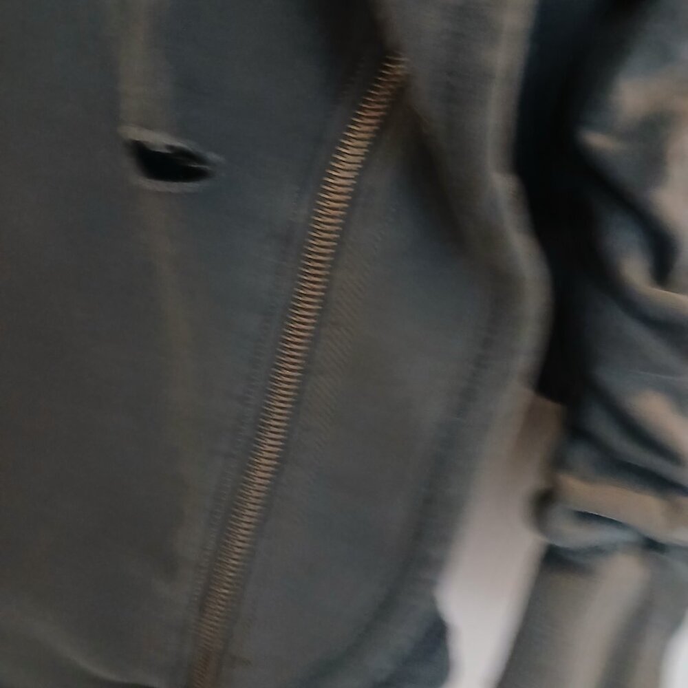 PEBBY FOREVEE Distressed Sweatshirt w/ Zippers on front/ rushed sleeves SZ L/XL - Picture 4 of 4